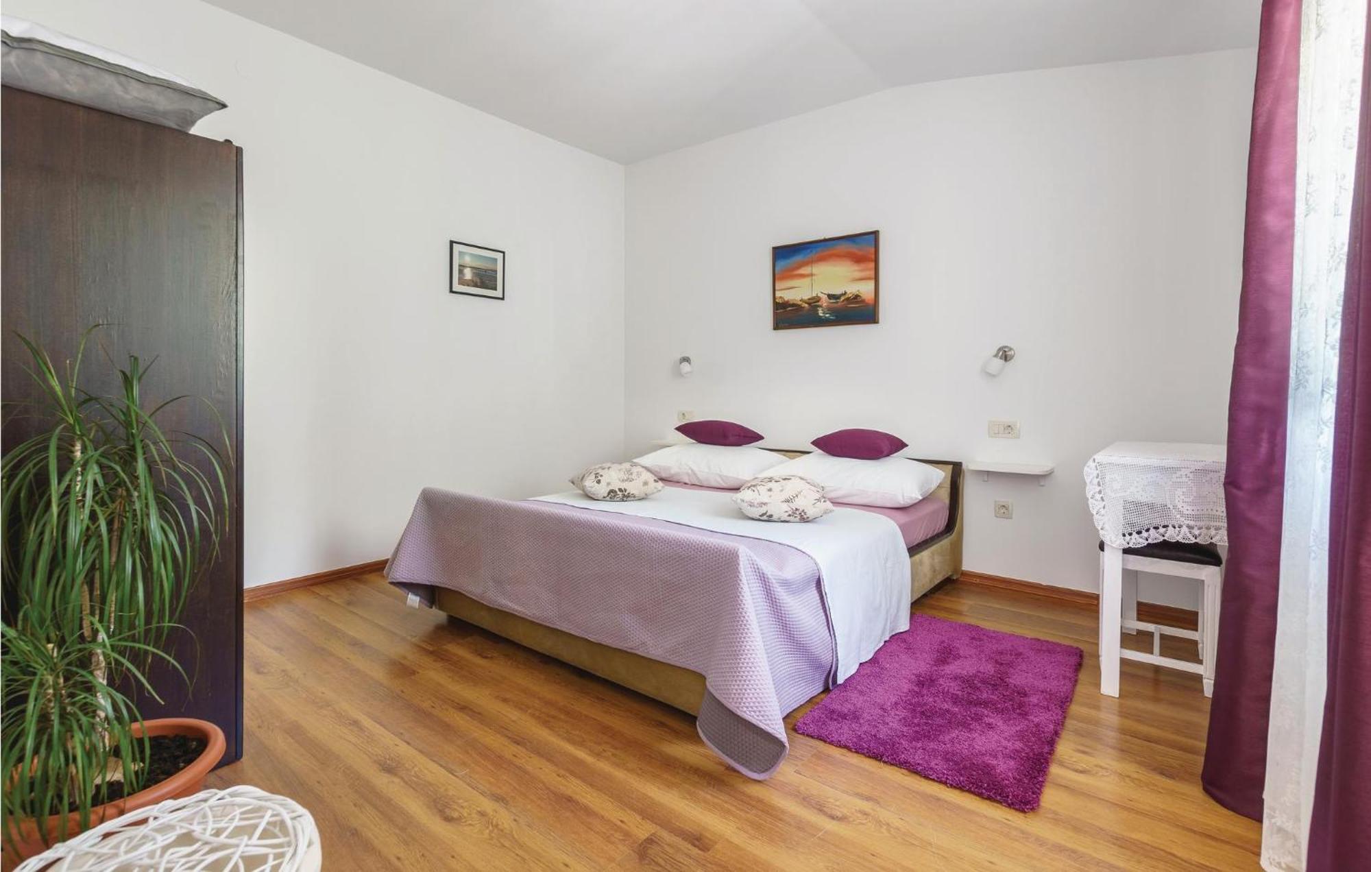 Lovely Apartment In Ostrvica With Wifi Ngoại thất bức ảnh